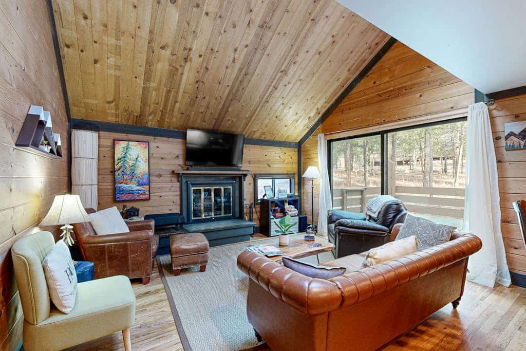 Cozy Cabin