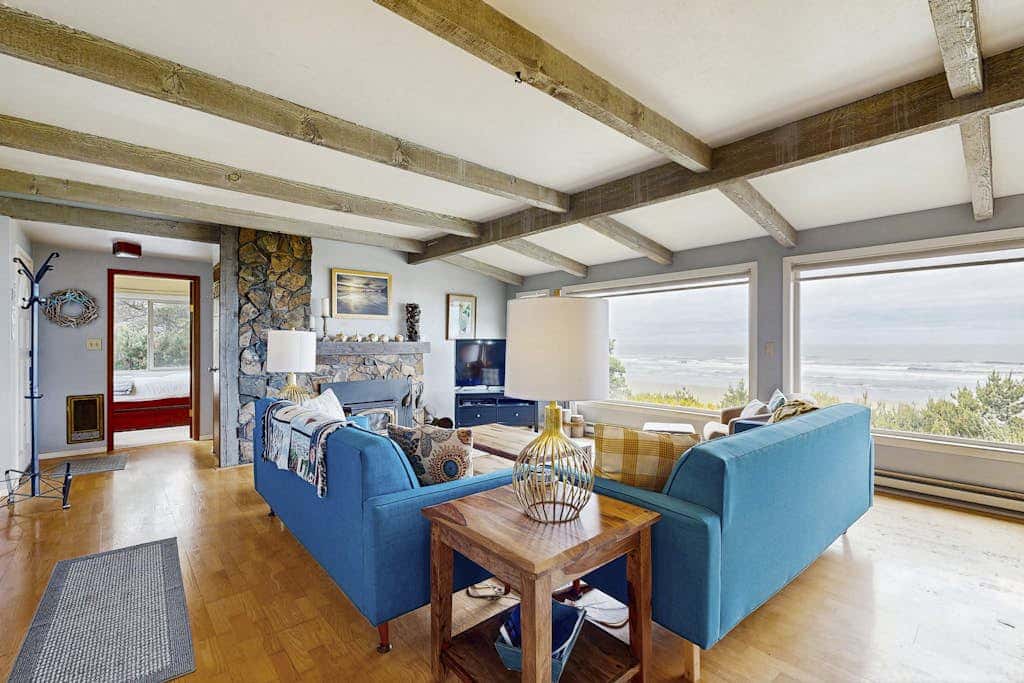 Oceanfront Home with Stunning Views & Private Beach Access - Dogs OK