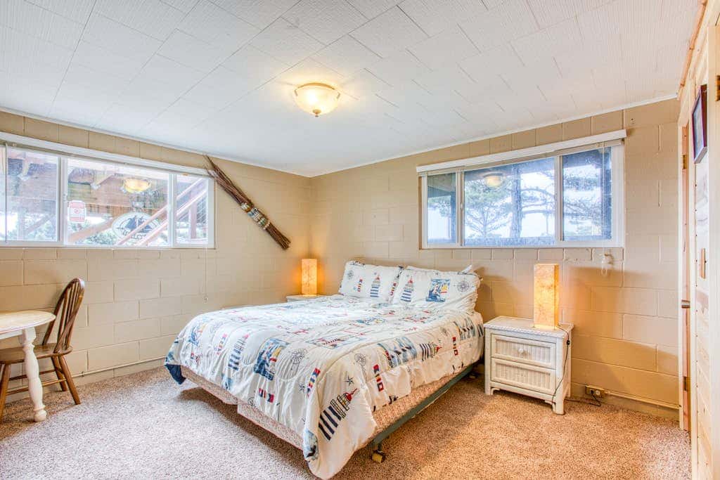 Dog-Friendly Home with Ocean Views, Easy Beach and Bay Access, and Free WiFi