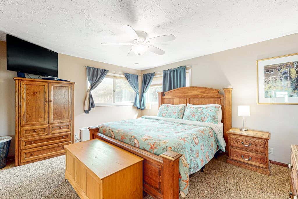 Dog-friendly oceanfront beach home with private hot tub and stunning ocean views