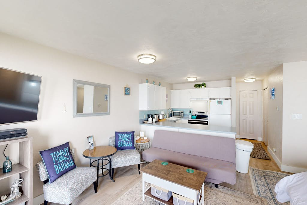 Stylish Escape with Shared Pool, Direct Beach Access, Private Balcony & Ocean View