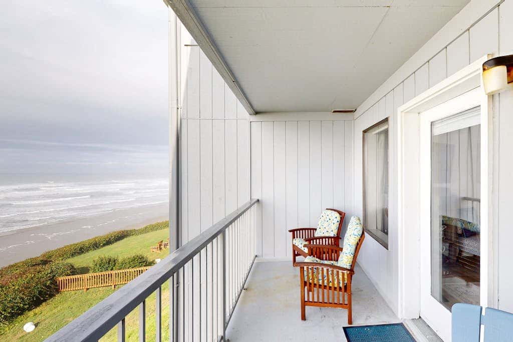 Stylish Escape with Shared Pool, Direct Beach Access, Private Balcony & Ocean View