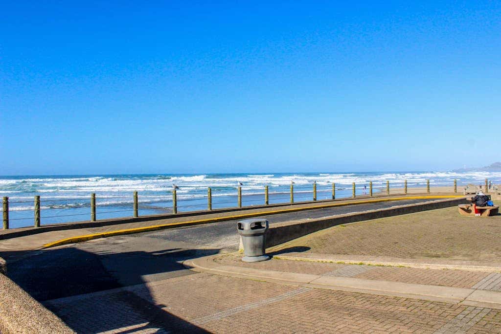 Stylish Escape with Shared Pool, Direct Beach Access, Private Balcony & Ocean View