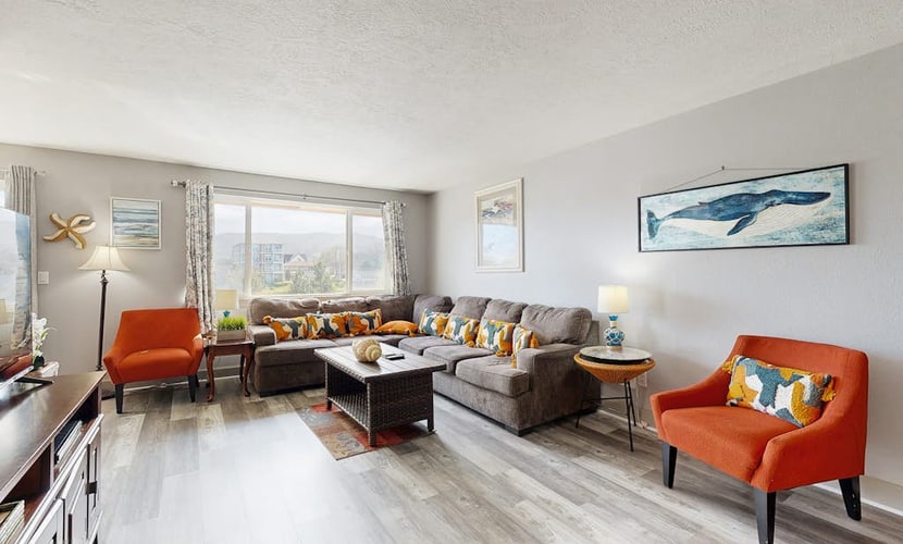 RiverWalk Cozy Condo
