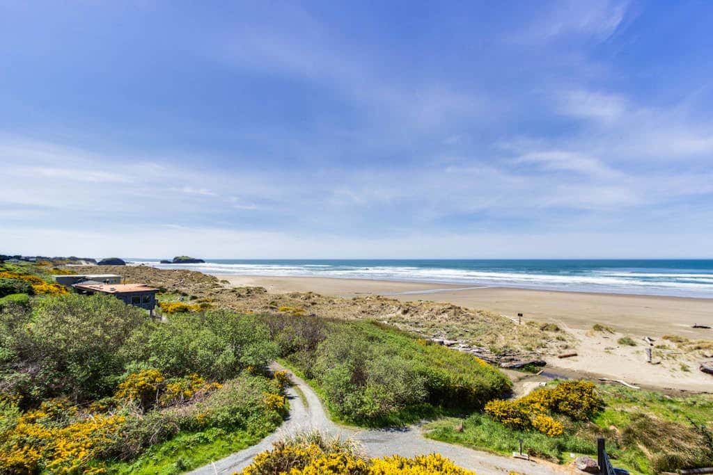Dog-friendly oceanfront home with beach access, deck-minutes from town-EV Charger