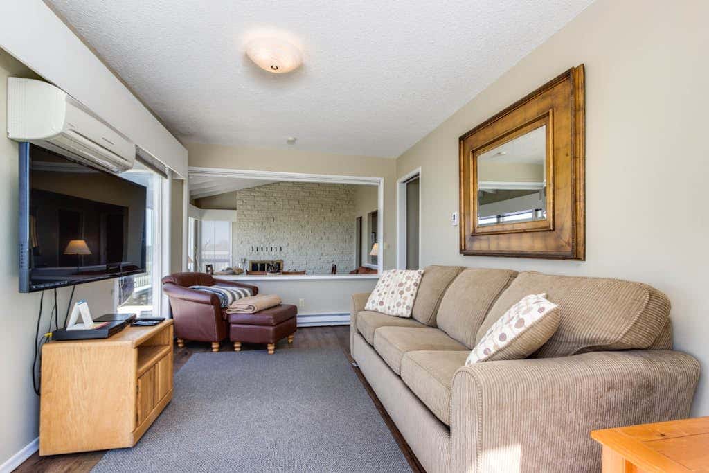Dog-friendly oceanfront home with beach access, deck-minutes from town-EV Charger