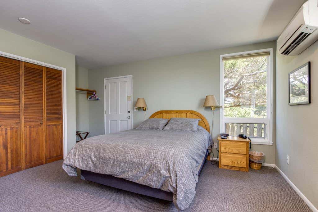 Dog-friendly oceanfront home with beach access, deck-minutes from town-EV Charger