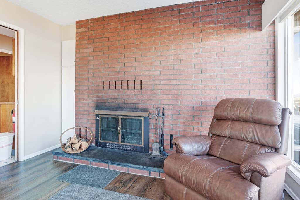Dog-friendly oceanfront home with beach access, deck-minutes from town-EV Charger