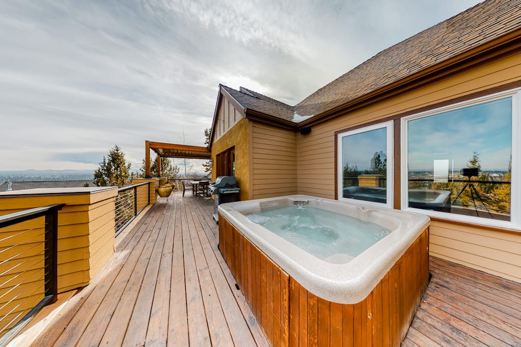 Stunning Bend Home on the Hill with Private Hot Tub, City Views, & Game Room