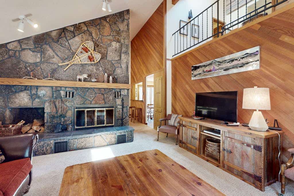 South Meadow Home Eighty-Four