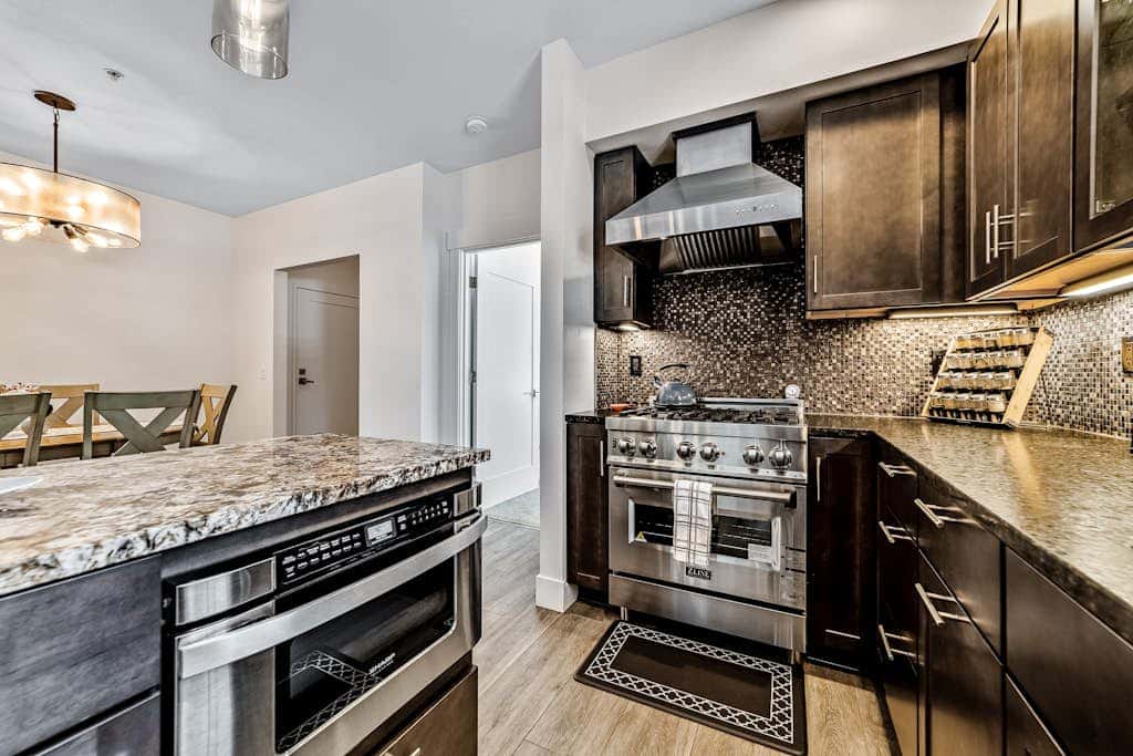 Sunny apartments with fireplace, partial ocean views, washer&dryer, grill & AC