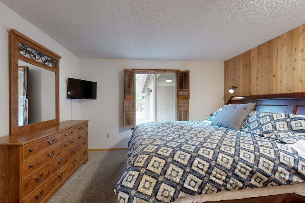 Secluded delight with pools, private hot tub, & central AC