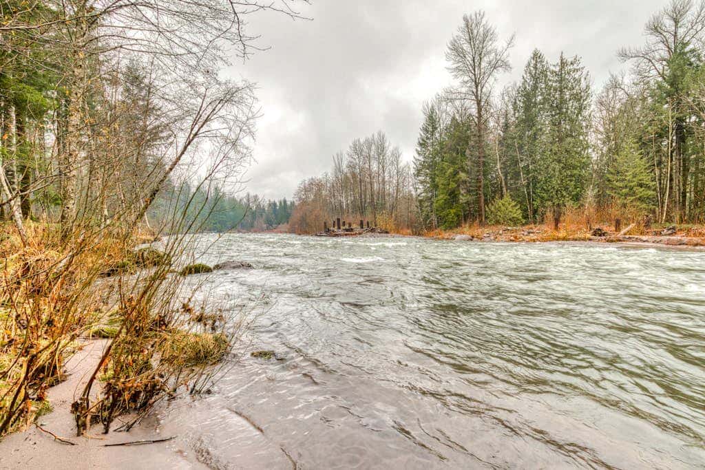 Intimate dog-friendly retreat with free WiFi, wood stove, & gas grill