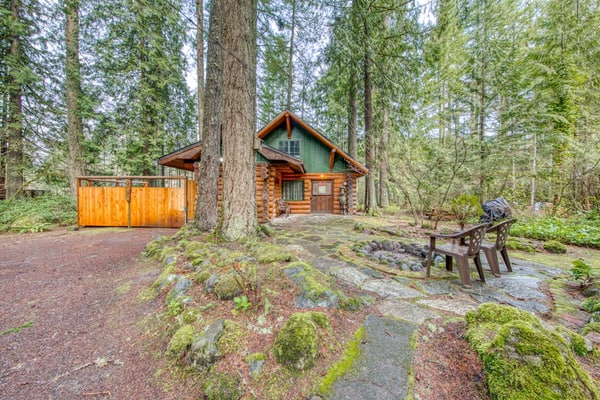 Zoe's Log Cabin