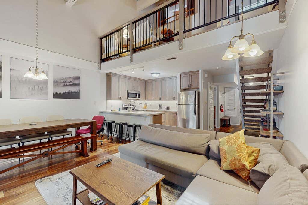 Cute condo with shared pool, hot tub and tennis