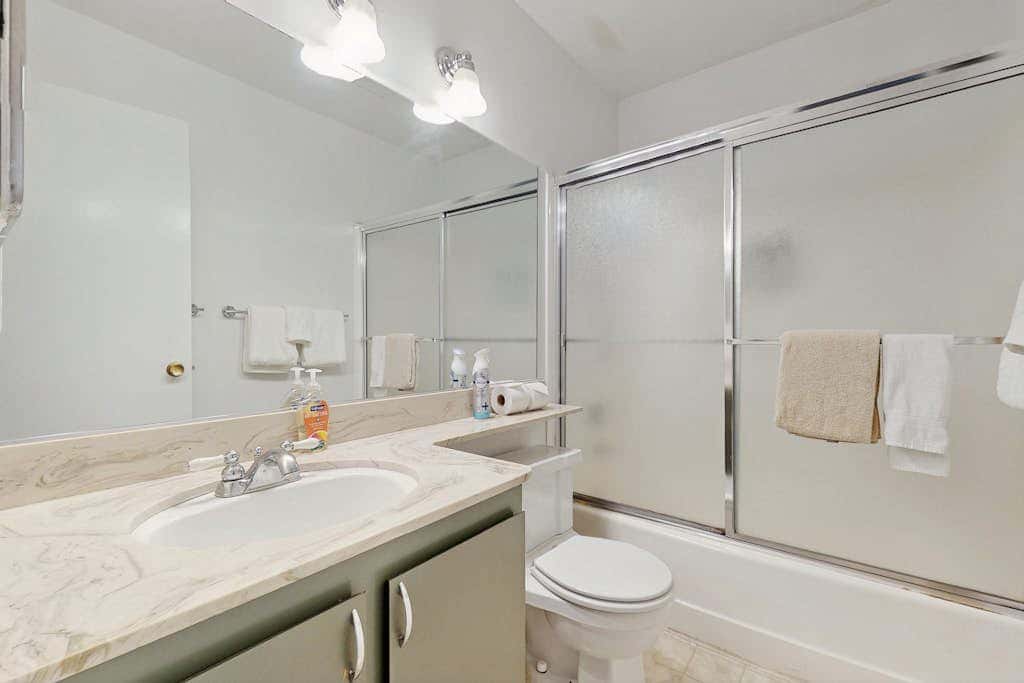 Cute condo with shared pool, hot tub and tennis