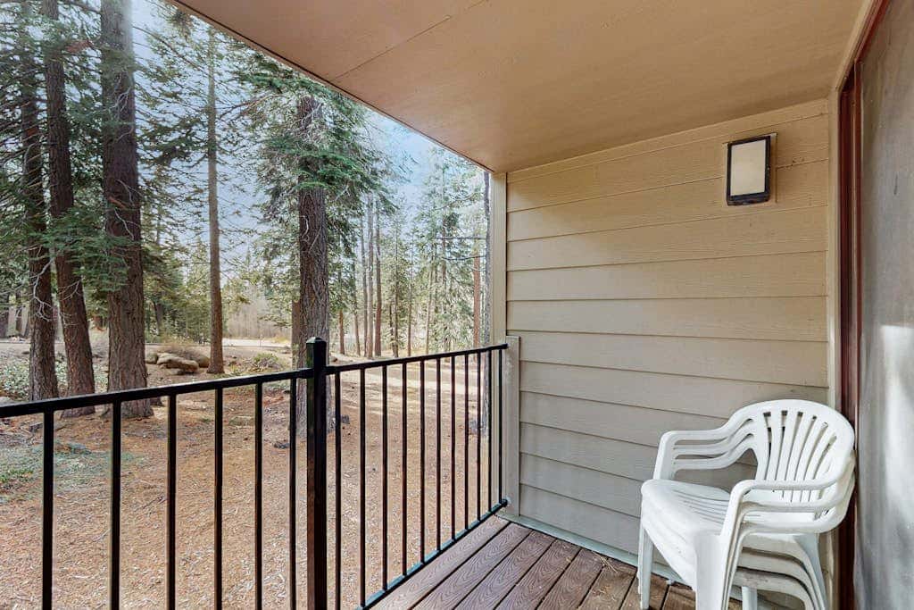 Cute condo with shared pool, hot tub and tennis