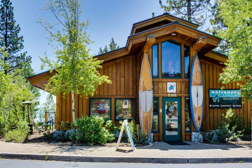Dog-friendly cabin with private hot tub, fireplace, near skiing & the beach