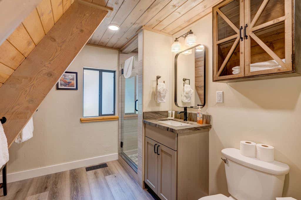 A-frame home with large deck, game room, wood fireplace & near the lake - dogs ok