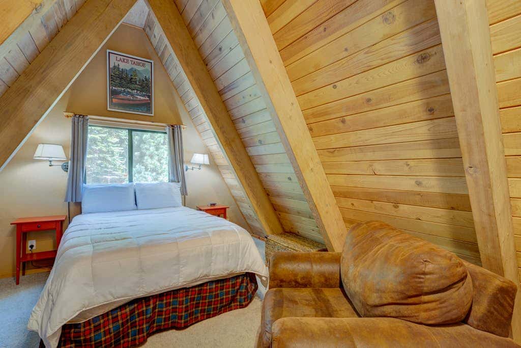 A-frame home with large deck, game room, wood fireplace & near the lake - dogs ok