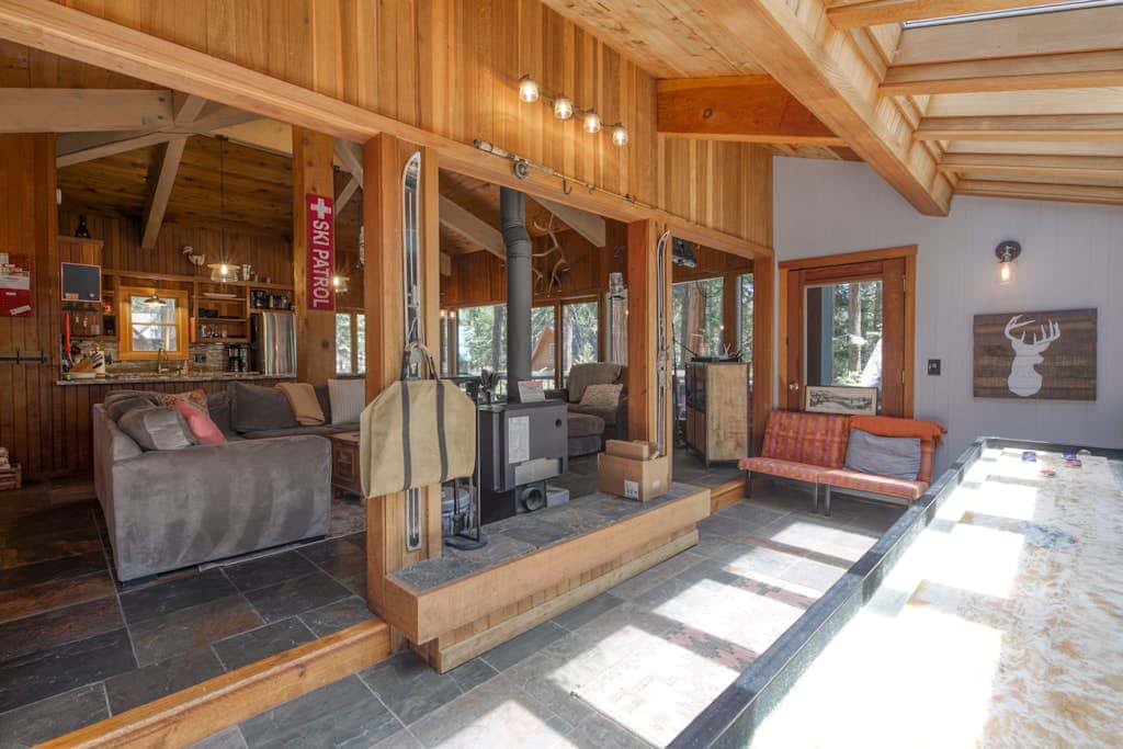 Charming home with private hot tub