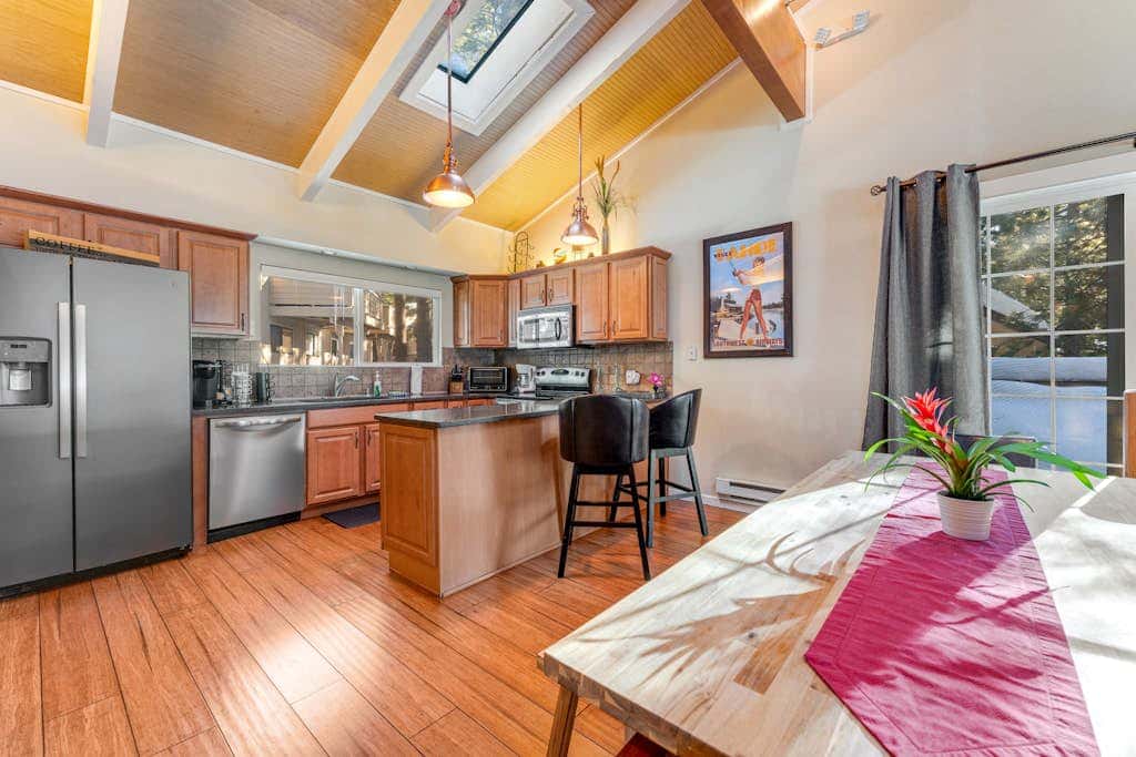 Dog-friendly mountain getaway near skiing & lake with water views & private balcony