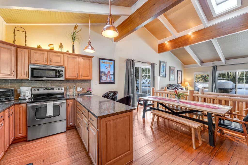 Dog-friendly mountain getaway near skiing & lake with water views & private balcony