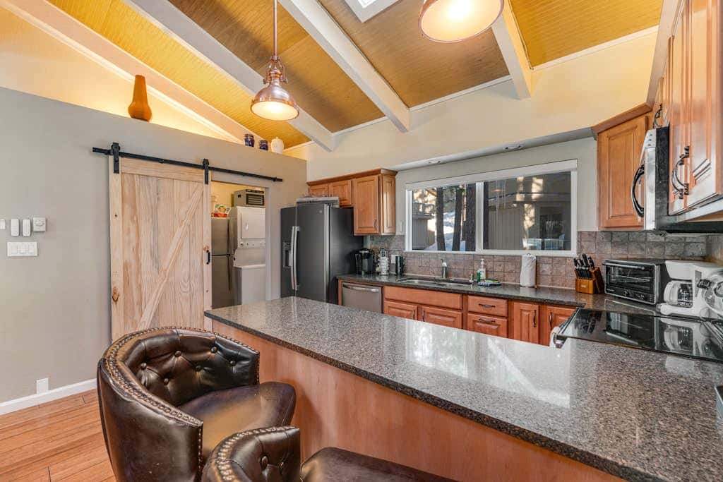Dog-friendly mountain getaway near skiing & lake with water views & private balcony