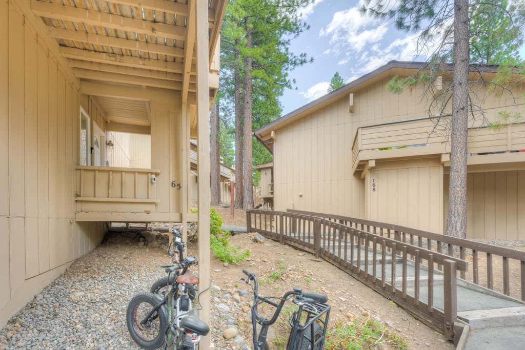 Dog-friendly mountain getaway near skiing & lake with water views & private balcony