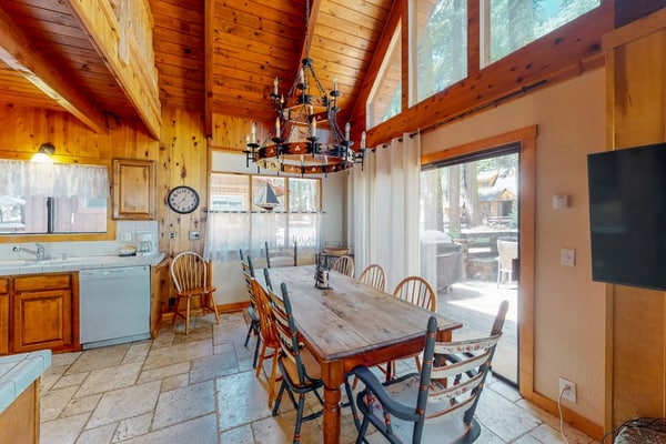 Tahoe Pines Cabin