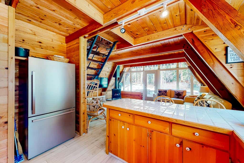 Dog-friendly A-frame cabin with 2 decks & fireplace - walk to the beach
