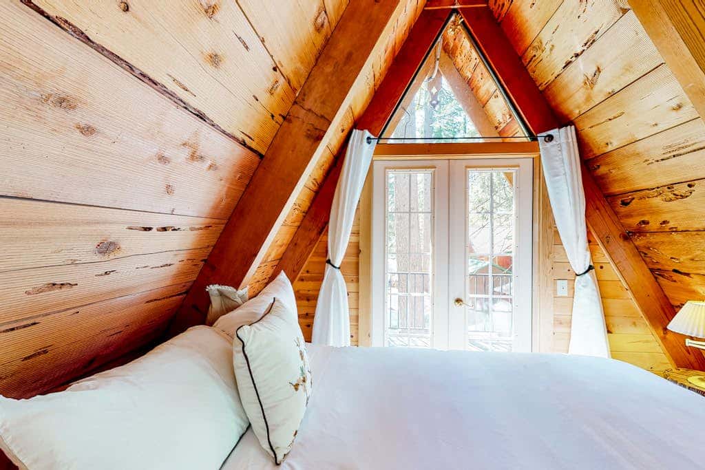 Dog-friendly A-frame cabin with 2 decks & fireplace - walk to the beach