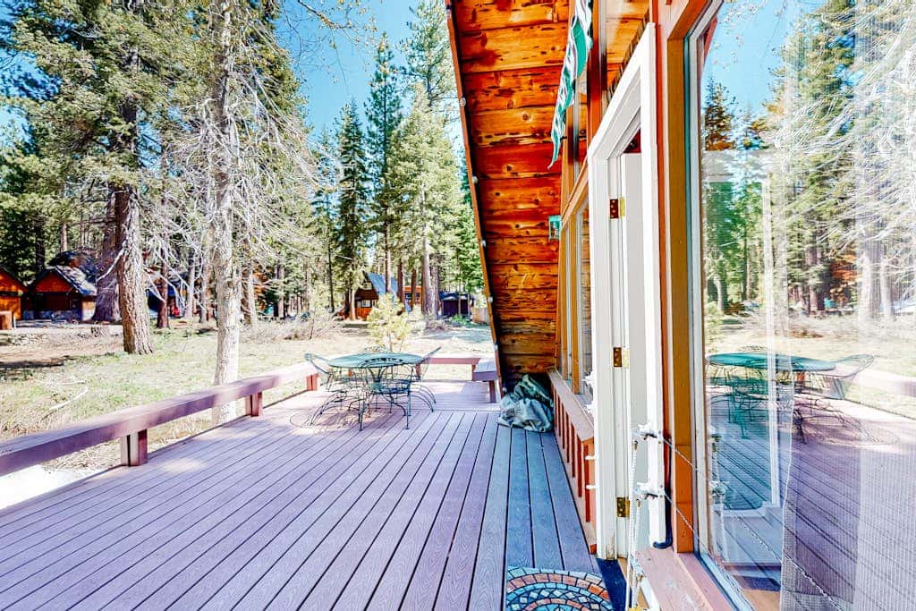 Dog-friendly A-frame cabin with 2 decks & fireplace - walk to the beach