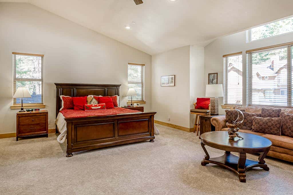 Inviting spacious home with fireplace, deck, hot tub, full kitchen, & W&D