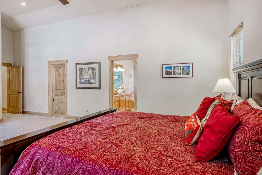 Inviting spacious home with fireplace, deck, hot tub, full kitchen, & W&D