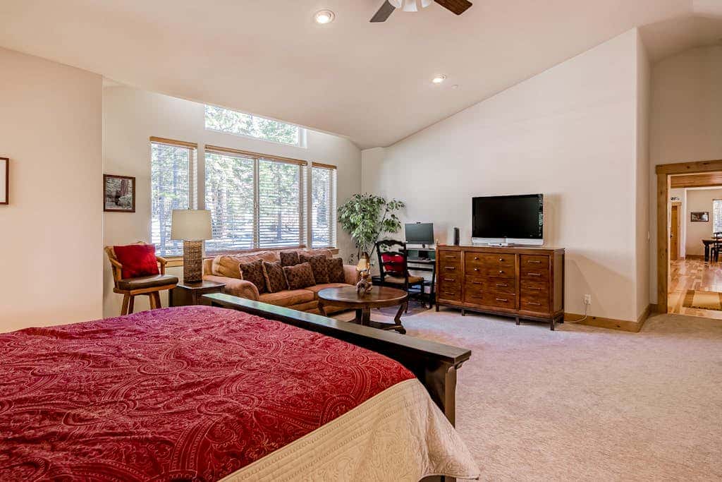Inviting spacious home with fireplace, deck, hot tub, full kitchen, & W&D