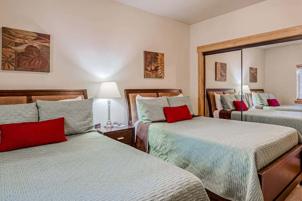 Inviting spacious home with fireplace, deck, hot tub, full kitchen, & W&D