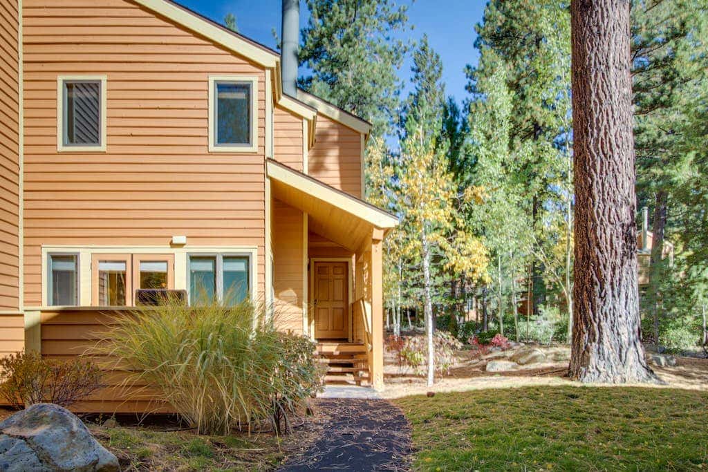 Stylish Townhome with Deck & Shared Hot Tub - Walk to Beaches, Near Skiing