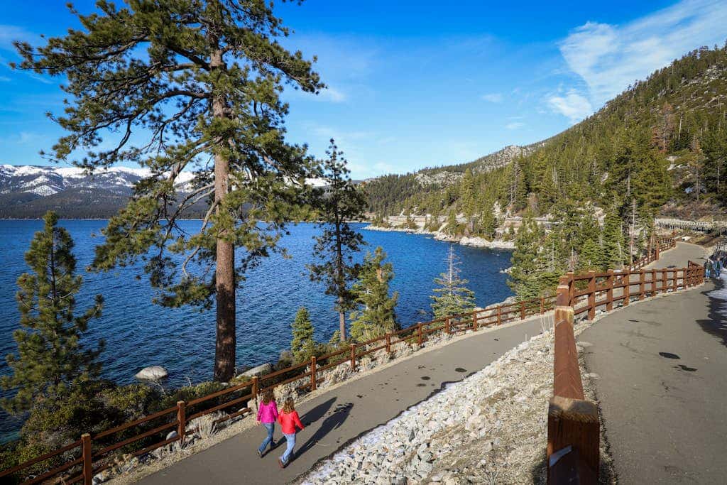 Stylish Townhome with Deck & Shared Hot Tub - Walk to Beaches, Near Skiing