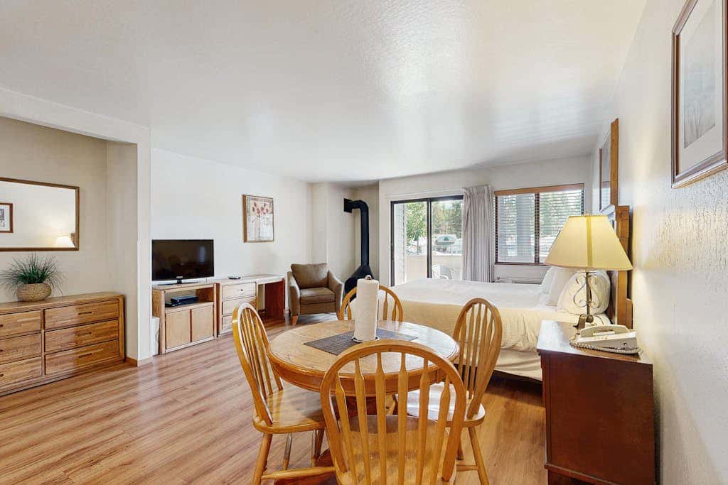 Experience laid-back mountain living at this Lakeland Village deluxe studio