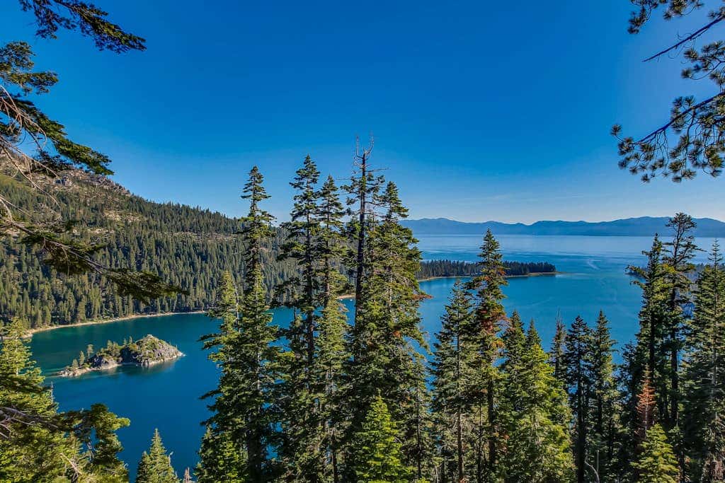 Classic Charm in South Lake Tahoe Views of the Heavenly Mountain Slopes