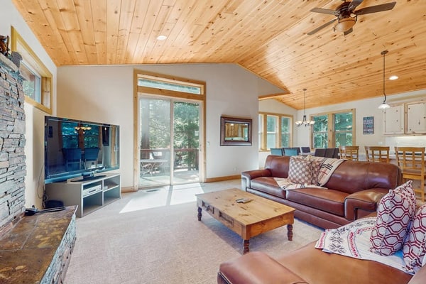 Willow Creek Hideway