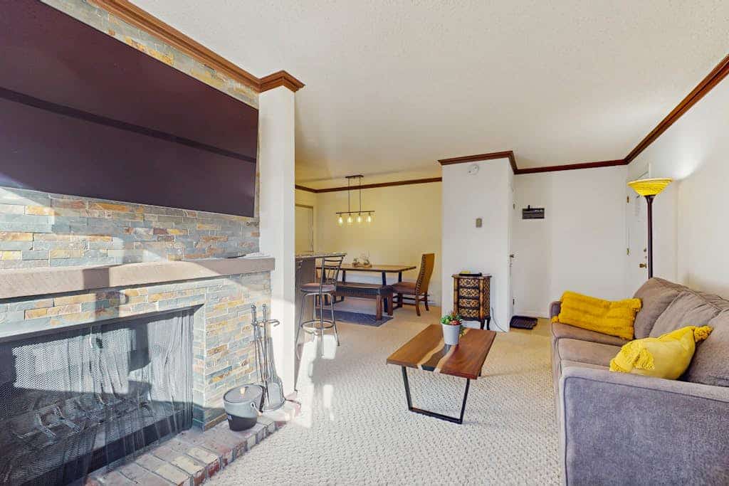Summit & Shore Chalet