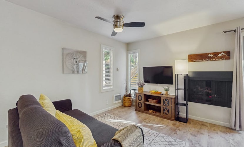 Cozy Kings Run Condo