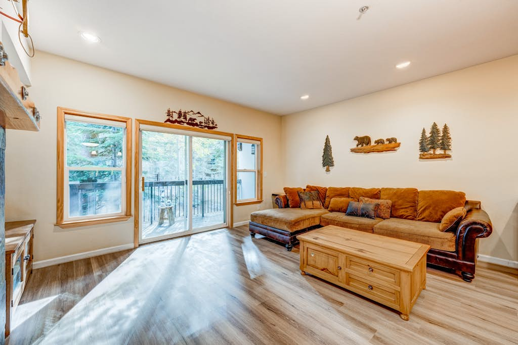 Olympic Valley condo with pool, hot tub, tennis, fireplace, & private balcony