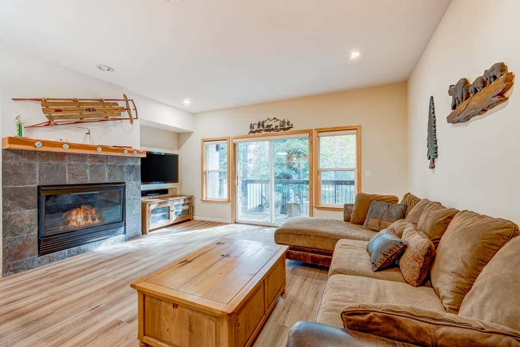 Olympic Valley condo with pool, hot tub, tennis, fireplace, & private balcony