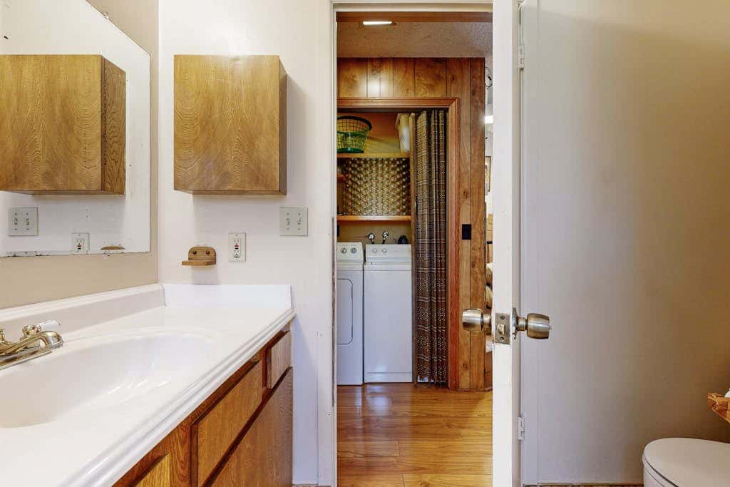 Dog-Friendly Tahoe City House Near Hiking and Skiing - Walk to Lake