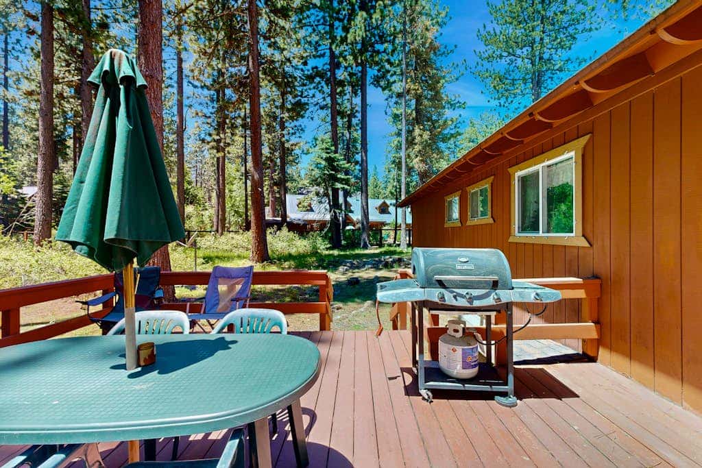 Dog-Friendly Tahoe City House Near Hiking and Skiing - Walk to Lake