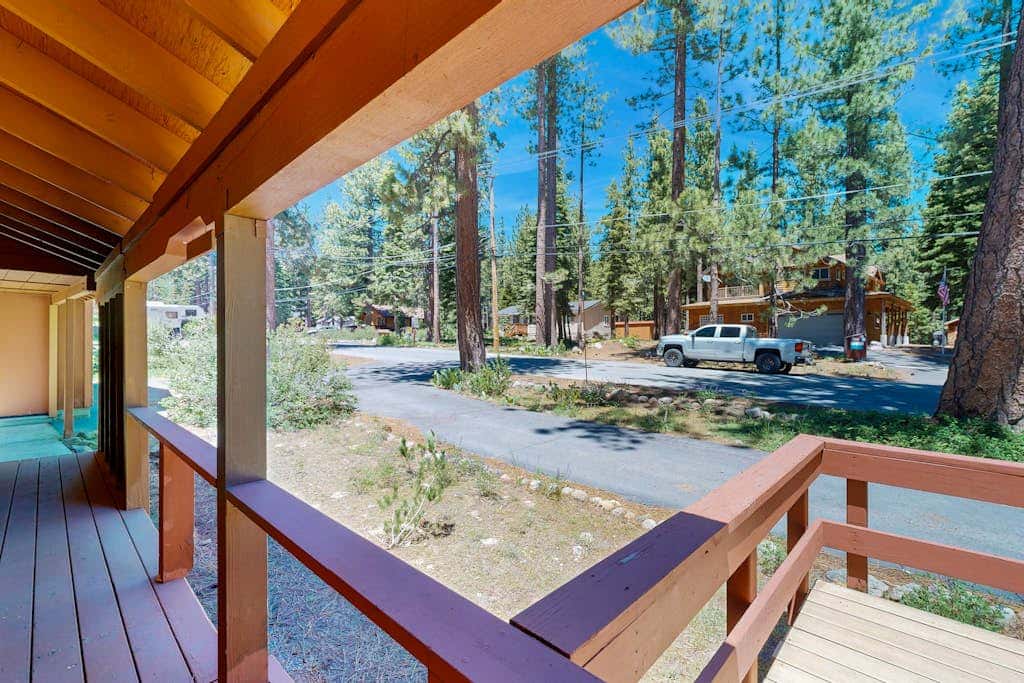 Dog-Friendly Tahoe City House Near Hiking and Skiing - Walk to Lake