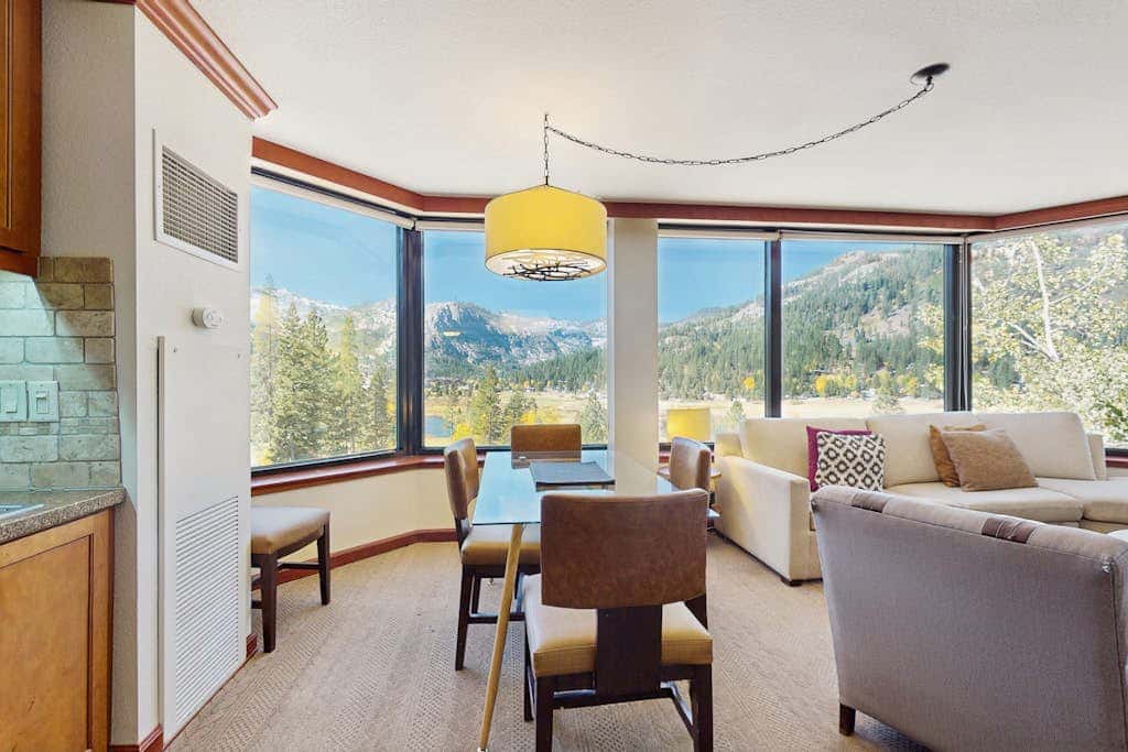 Resort at Squaw Creek corner unit - amazing views, Ski-in-ski-out, on-site pool
